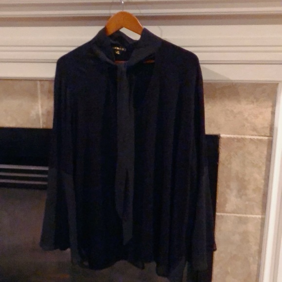 Iman black blouse - Picture 7 of 7